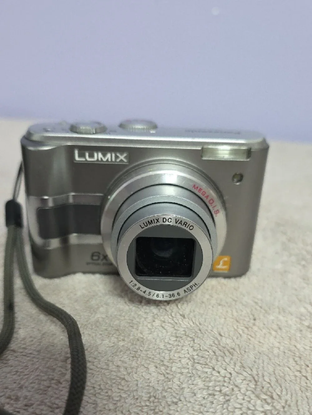 Panasonic Lumix Silver Compact Digital Camera - Silver Includes Kenneth Cole Bag